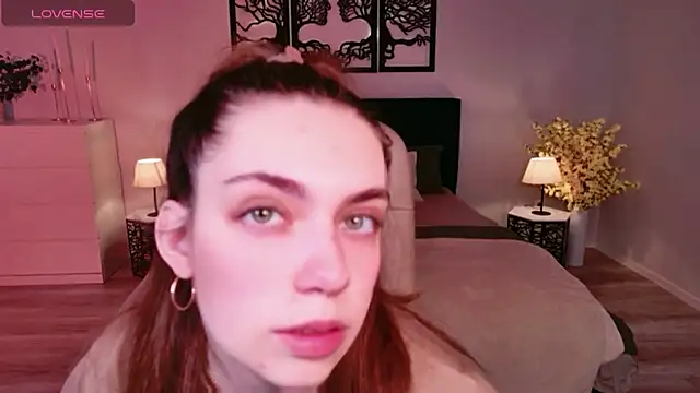 DaniellaLovely online show from November 22, 2025, 10:58 am