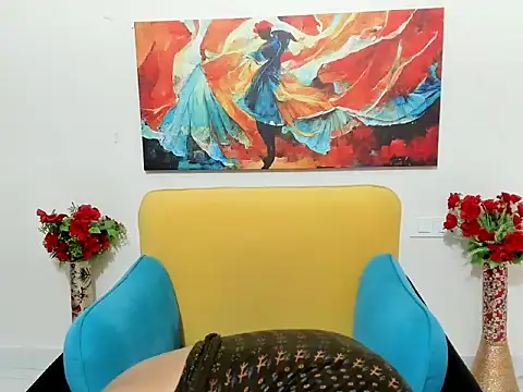 evaaelfiee online show from February 24, 2026, 3:29 am