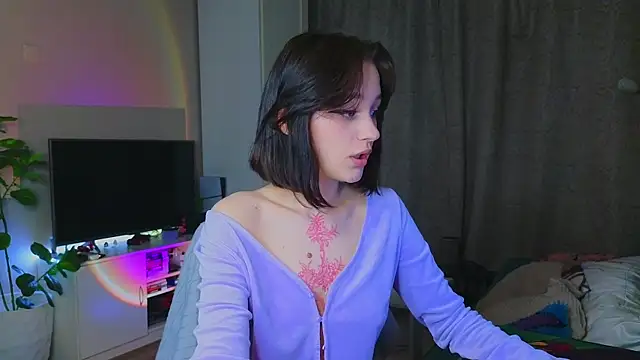 MaryRace online show from October 18, 2025, 12:18 pm