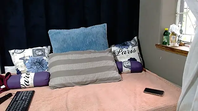 Sugarbabe242 online show from November 10, 2025, 4:17 am