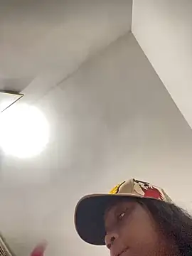 Snapshot of EscorpiLeoncita chatting on February 22, 2025, 4:07 am EscorpiLeoncita online show from February 22, 2025, 4:07 am