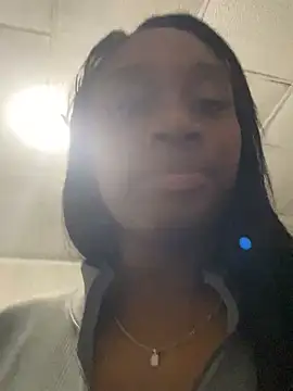 Snapshot of EscorpiLeoncita chatting on March 12, 2025, 11:54 pm EscorpiLeoncita online show from March 12, 2025, 11:54 pm