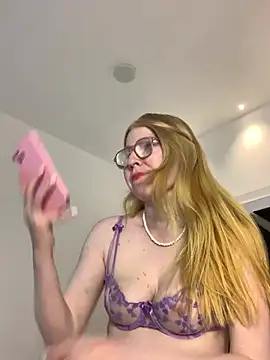 Snapshot of Alexa_Handler chatting on May 16, 2026, 8:30 pm Alexa Handler online show from May 16, 2026, 8:30 pm