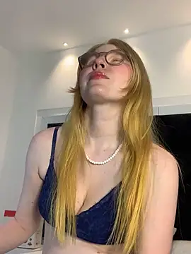 Snapshot of Alexa_Handler chatting on May 11, 2026, 7:11 pm Alexa Handler online show from May 11, 2026, 7:11 pm