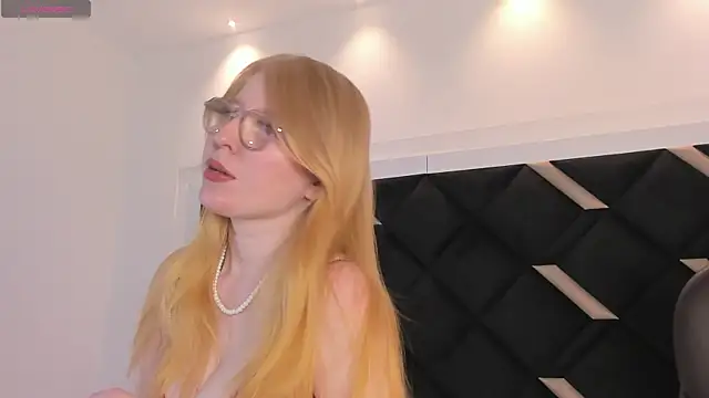 Alexa Handler online show from April 5, 2026, 7:53 pm