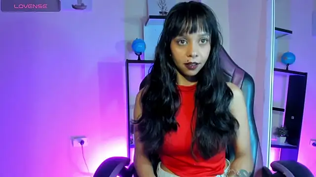 Snapshot of ladynemesis chatting on December 18, 2024, 3:37 am ladynemesis online show from December 18, 2024, 3:37 am