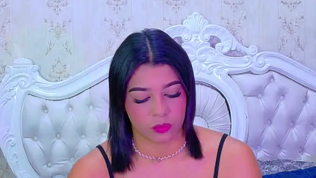 TiaraRosse online show from November 14, 2025, 12:20 pm