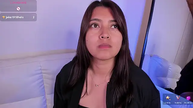 Rebeca Williams  online show from November 24, 2025, 12:38 pm