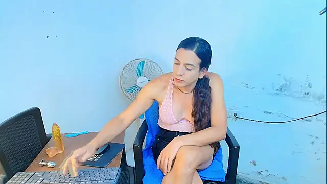 Oh Tique online show from February 4, 2026, 7:53 pm