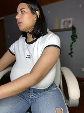 Isabella boobd online show from January 3, 2025, 7:07 pm