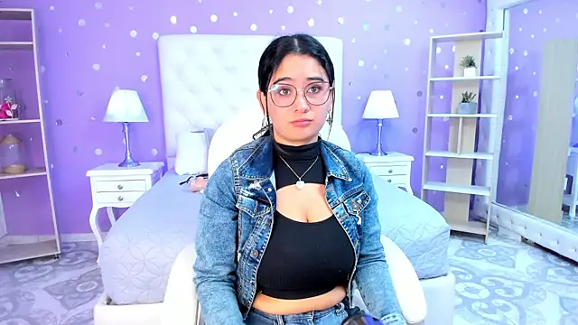 scarlette 15  online show from October 11, 2025, 3:29 am