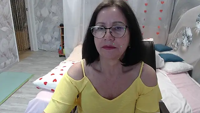 OlgaHottie online show from May 19, 2026, 1:56 am