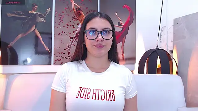 leiya 1303 online show from January 4, 2025, 10:24 pm