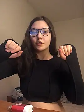 Snapshot of Prudie_Gabriella chatting on March 17, 2025, 4:01 pm Prudie Gabriella online show from March 17, 2025, 4:01 pm