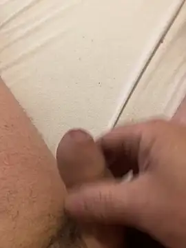 Snapshot of sid800 chatting on November 14, 2025, 12:42 pm sid800 online show from November 14, 2025, 12:42 pm