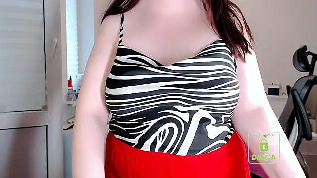 cute and hot online show from June 28, 2026, 5:19 pm