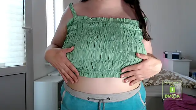 cute and hot online show from July 5, 2026, 2:35 pm