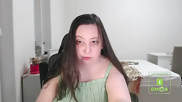 Snapshot of cute_and_hot chatting on October 24, 2025, 1:54 pm cute and hot online show from October 24, 2025, 1:54 pm