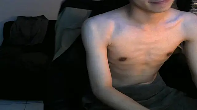 Ray175oo online show from October 8, 2025, 5:02 pm