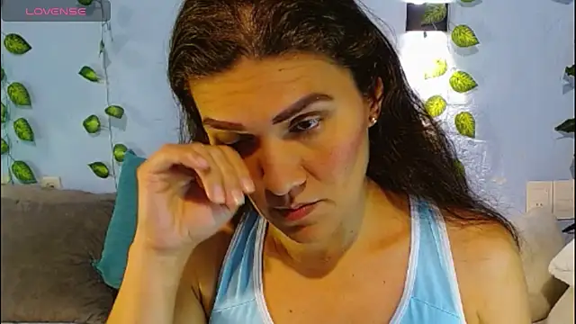 venus swet  online show from April 24, 2026, 12:34 am