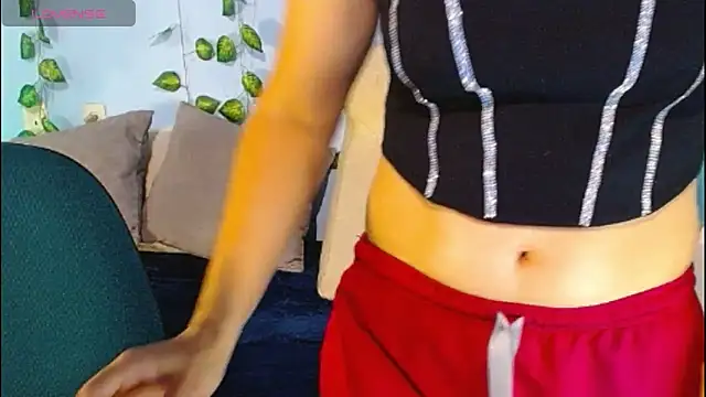 Snapshot of venus_swet_ chatting on June 2, 2026, 1:05 am venus swet online show from June 2, 2026, 1:05 am