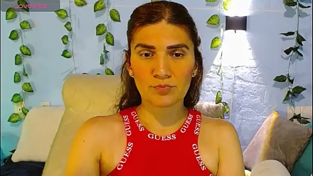 Snapshot of venus_swet_ chatting on June 4, 2026, 1:10 am venus swet online show from June 4, 2026, 1:10 am