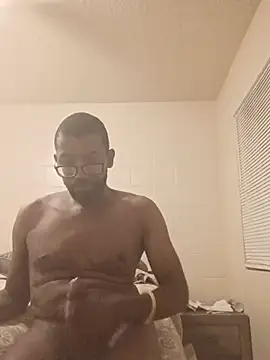 Mcpiney online show from July 3, 2026, 1:56 am