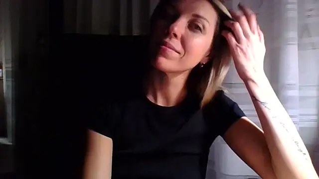 VelvetLove287 online show from December 16, 2025, 8:13 pm