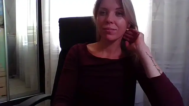 Snapshot of VelvetLove287 chatting on October 20, 2025, 1:33 pm VelvetLove287 online show from October 20, 2025, 1:33 pm