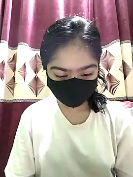 Snapshot of Arisha- chatting on February 8, 2025, 1:11 pm Arisha- online show from February 8, 2025, 1:11 pm