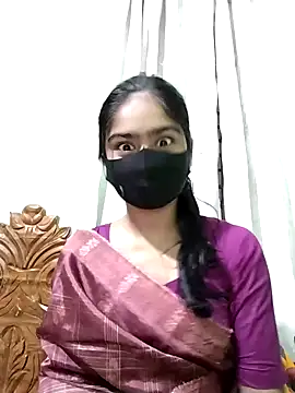 Snapshot of Arisha- chatting on February 8, 2025, 7:27 pm Arisha- online show from February 8, 2025, 7:27 pm
