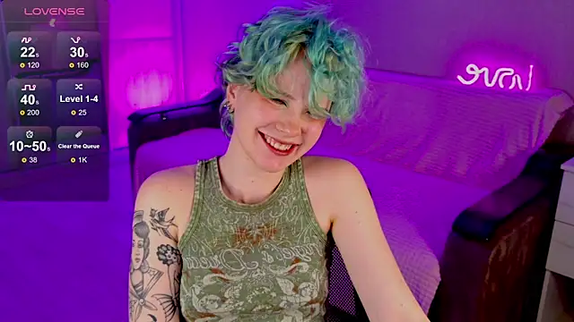 School Love online show from February 27, 2025, 4:10 pm