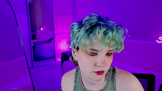 School Love online show from January 23, 2025, 1:13 pm