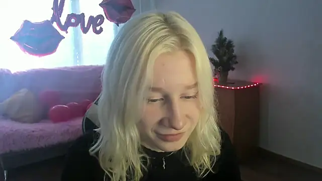 Snapshot of EnigmaSee chatting on March 2, 2026, 5:08 am EnigmaSee online show from March 2, 2026, 5:08 am