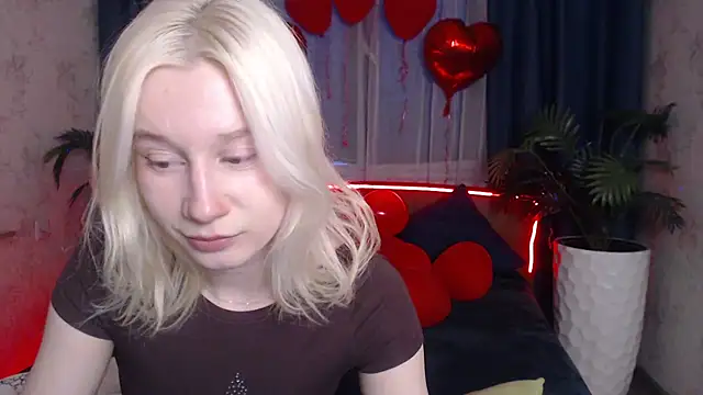 Snapshot of EnigmaSee chatting on February 28, 2026, 11:54 am EnigmaSee online show from February 28, 2026, 11:54 am