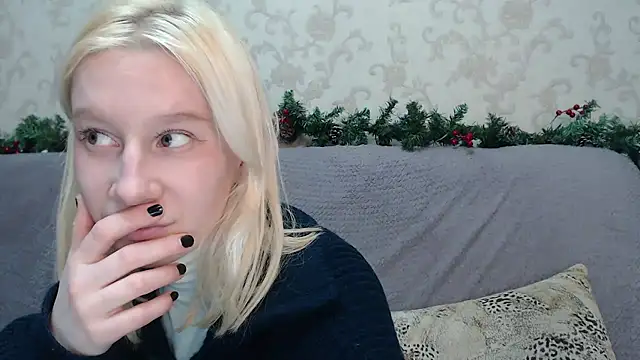 Snapshot of EnigmaSee chatting on January 19, 2026, 2:37 am EnigmaSee online show from January 19, 2026, 2:37 am