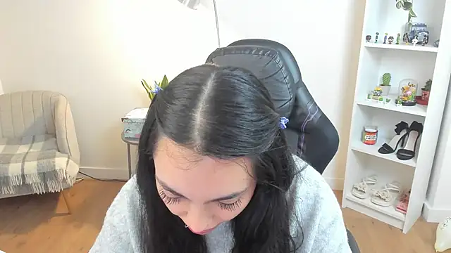  BellaEvans  online show from January 19, 2026, 12:53 pm