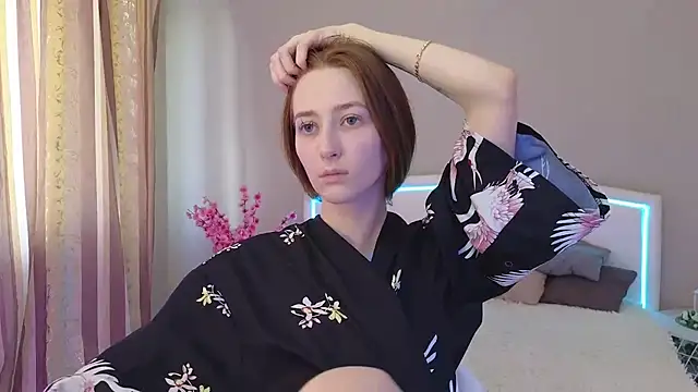 MichaDenver online show from October 22, 2025, 8:03 am