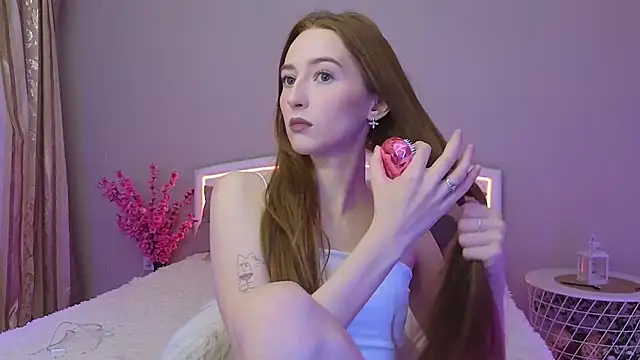 MichaDenver online show from November 16, 2025, 5:06 pm