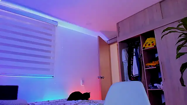 aldrinwhite online show from December 1, 2025, 4:30 pm