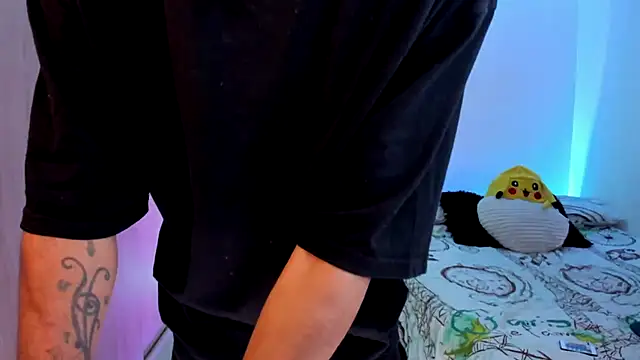 aldrinwhite online show from January 17, 2026, 4:43 pm