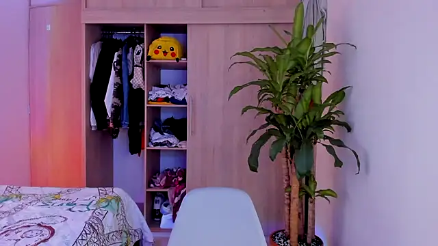 Snapshot of aldrinwhite chatting on November 16, 2025, 6:12 pm aldrinwhite online show from November 16, 2025, 6:12 pm