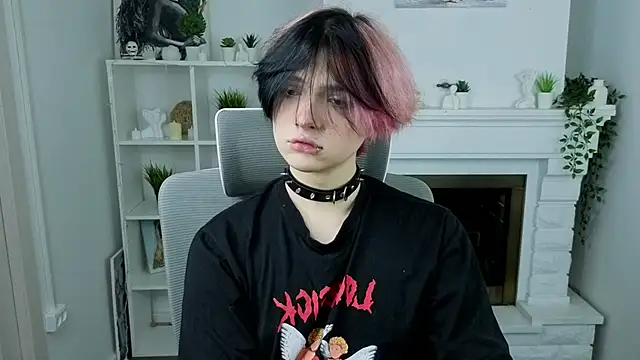 Justin Care online show from November 14, 2025, 12:42 pm