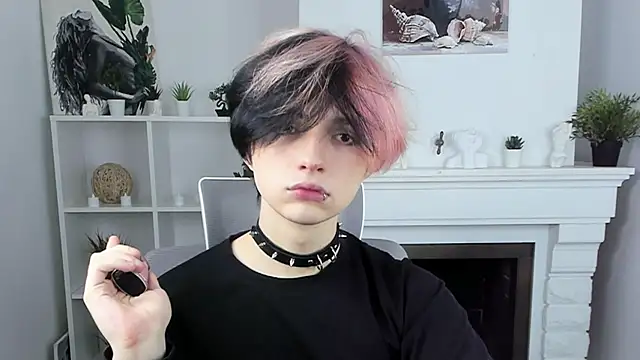 Justin Care online show from October 12, 2025, 12:28 pm