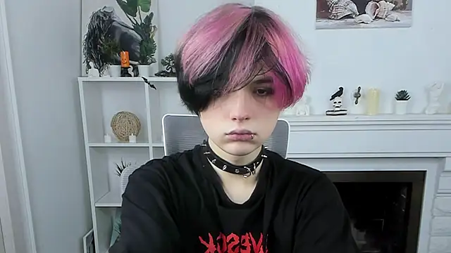 Justin Care online show from November 4, 2025, 12:31 pm