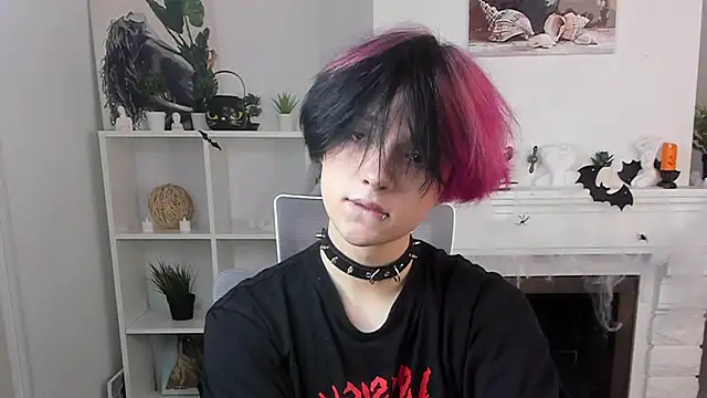 Justin Care online show from October 26, 2025, 12:27 pm