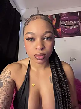 Snapshot of Melany_Williams chatting on April 27, 2026, 12:36 pm Melany Williams online show from April 27, 2026, 12:36 pm
