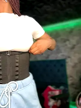 Melany Williams online show from October 12, 2025, 1:23 pm