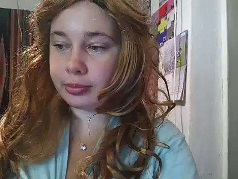 Cora Maro online show from September 10, 2025, 2:05 pm
