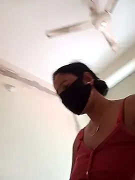 Snapshot of Neha-Roy chatting on November 6, 2025, 5:11 am Neha-Roy online show from November 6, 2025, 5:11 am